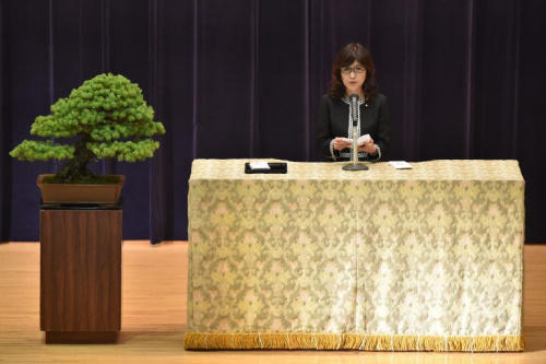 日本女防卫大臣国会答辩错误百出