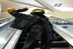 刘诗诗现身米兰，气质女神凌绝四座