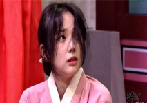 出道八年,韩国女星蔡秀彬古装综艺节目小品逆贼泼酒一句“好凉”大杀四方