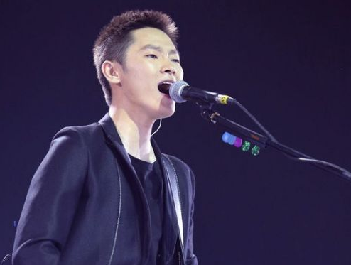 音乐人跨世代对话 民谣摇滚唱将齐聚简单生活节