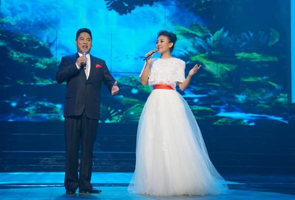 阿鲁阿卓央视献唱《家园》 迎国庆送祝福