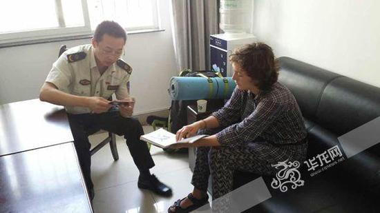 点击进入下一页