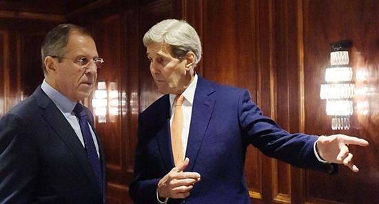 资料图:克里(右)与拉夫罗夫