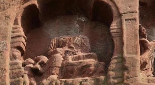 千年石窟被损毁