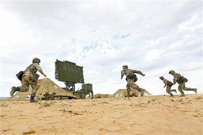 红旗-16防空导弹摧毁高速靶机超低空巡航导弹3