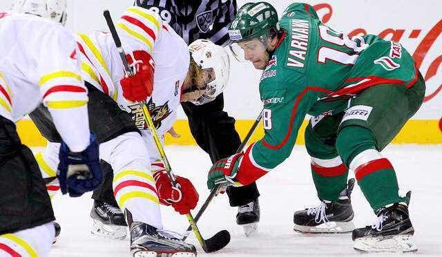 27记射门难换进球 昆仑鸿星不敌东部领头羊