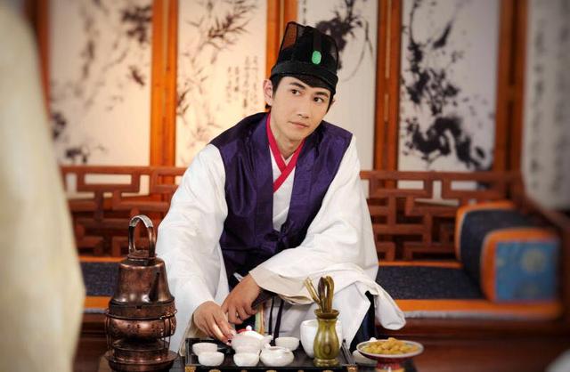 《三嫁奇缘》搞笑上线 鬼才何明翰恋上女侠客