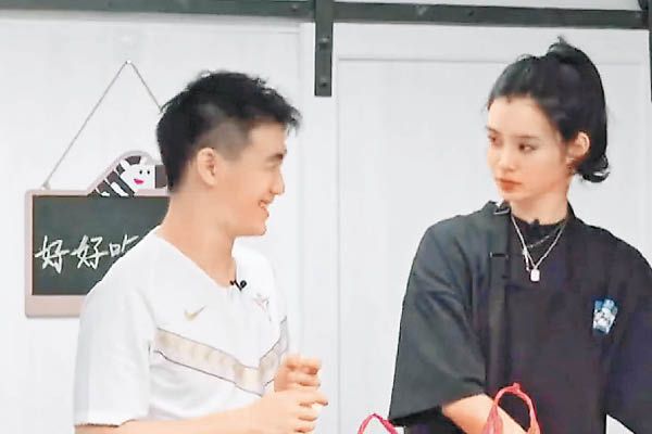 幸福三重奏何猷君威胁休妻 奚梦瑶发火怒视